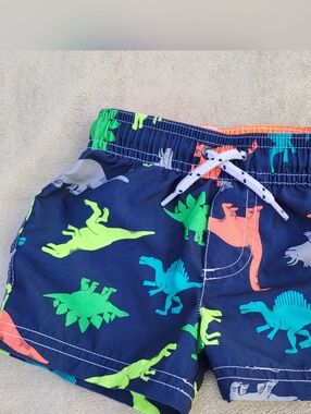 🚨3/$10 Carters Dino Trunks